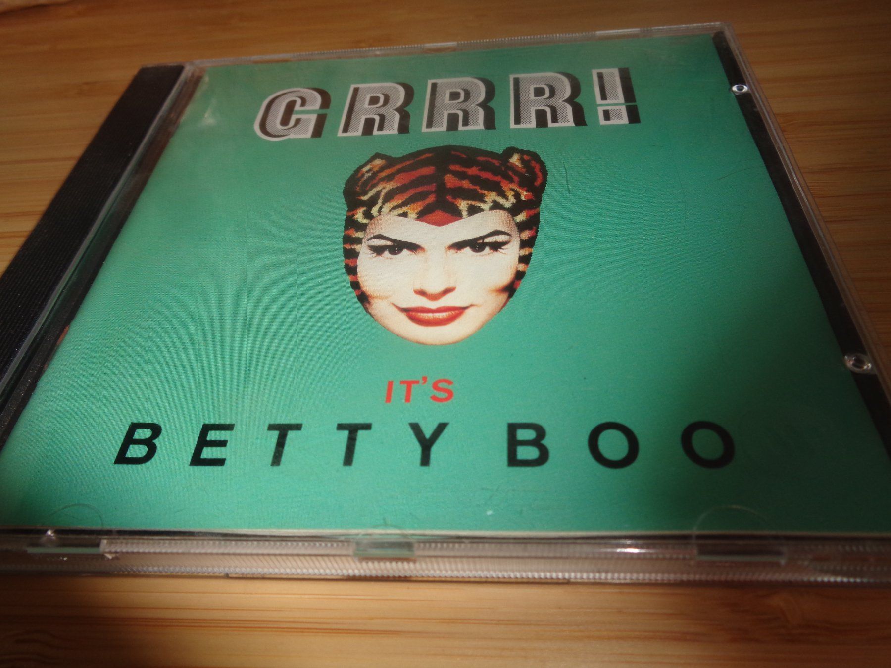 CDs: Betty Boo - Grrr! It's CD – D'occasion à Olten par Disc-Ausverkauf
