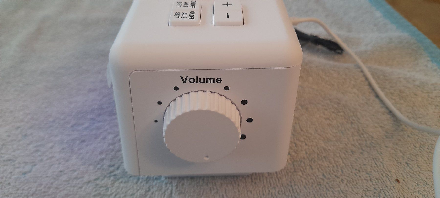 Wecker: Réveil Numérique Coloré avec Radio – Neu und originalverpackt aus St-Aubin-Sauges von bestplouc 2