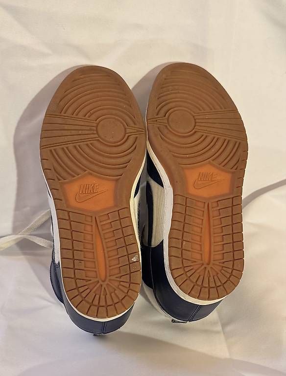 Nike Scarpe da donna: Nike Dunk Sky Hi loyal blue taille 40.5 – Usato da féchy venduto da sauciflard53 2