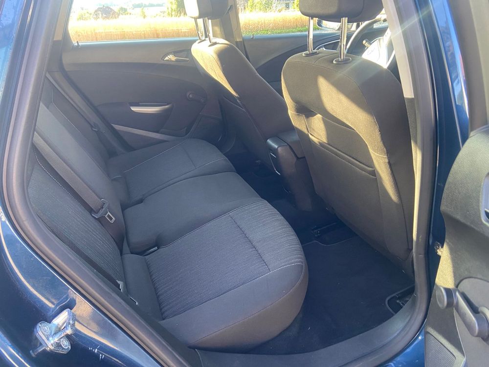 Opel Automobili: Opel Astra Kombi, JG 2011, frisch ab MFK! – Usato da Buch am Irchel venduto da nellsch87 7
