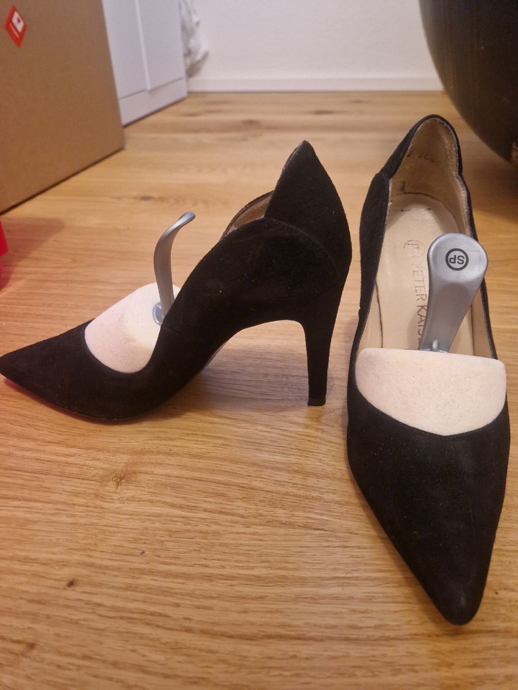 Scarpe da donna: Elegante Pumps Gr. 35 schwarz – Usato da Richterswil venduto da sel_pp6v