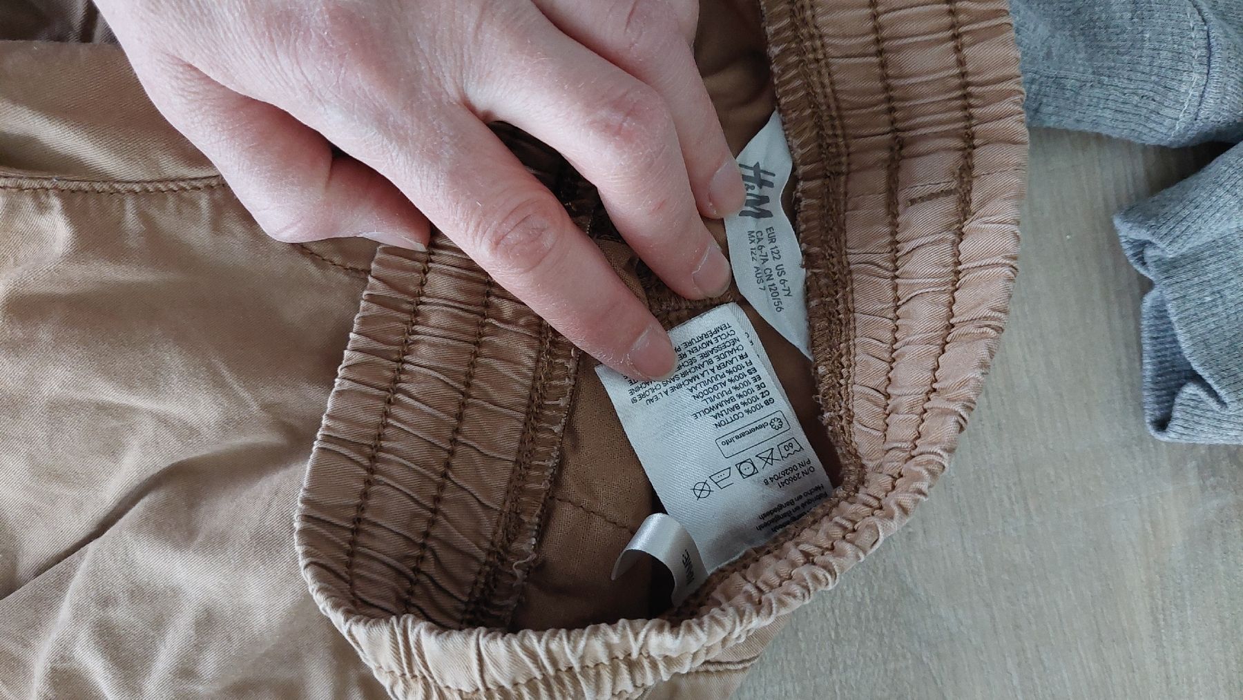 Lotti & Set di vestiti: Kleiderpaket Junge Gr 122 – Usato da Egolzwil venduto da mobiledeluxe 3