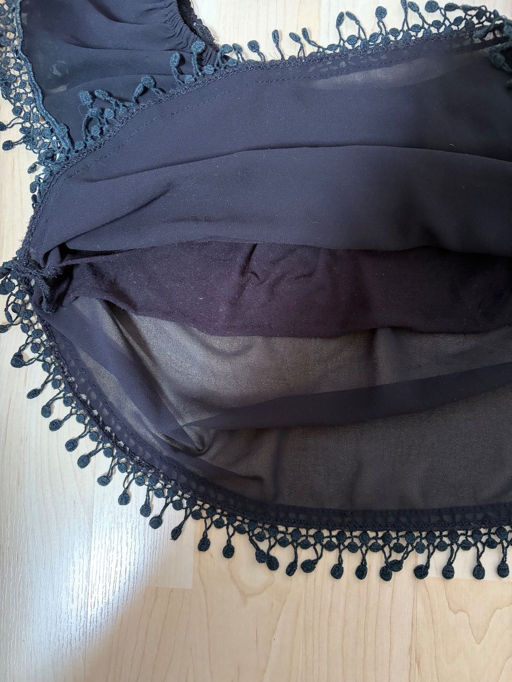 T-Shirts: schwarzes T-Shirt mit Spitzen – Gebraucht aus Schleinikon von mirja_006 2