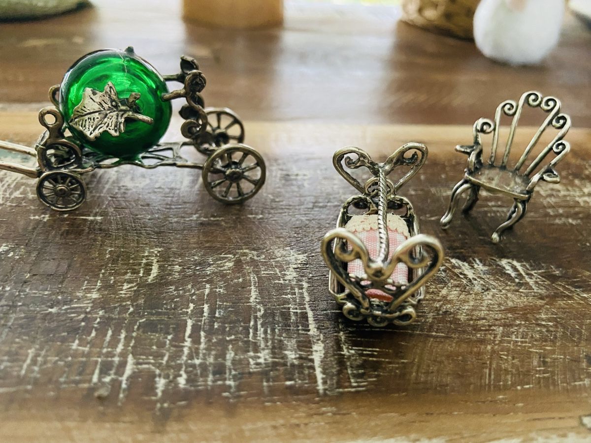 Alle Dekorationen: Miniatur Silber Wiege Krippe viktorianisch 800 er Silber – Gebraucht aus Gipf-Oberfrick von Iberico 7