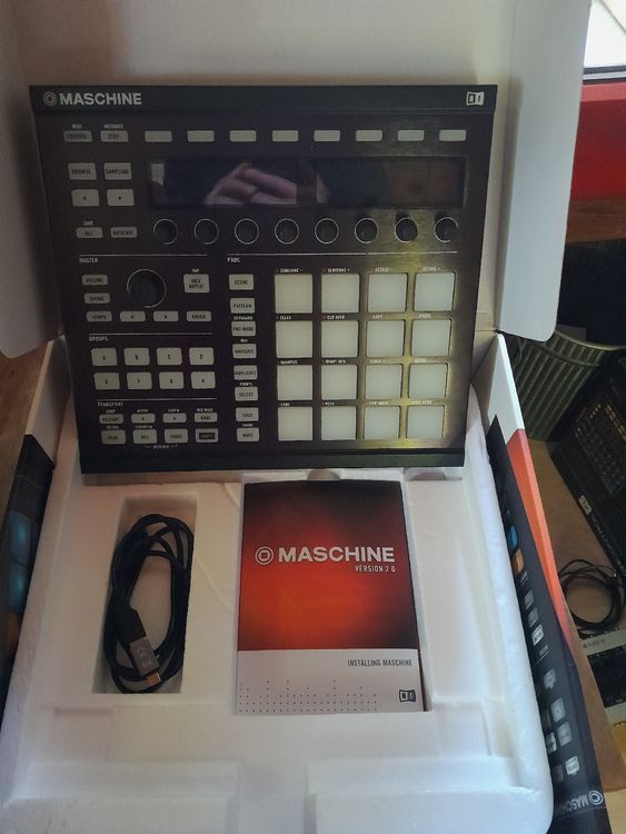 Native Instruments Maschine MK2 (Neu und originalverpackt) in Au ZH für ...