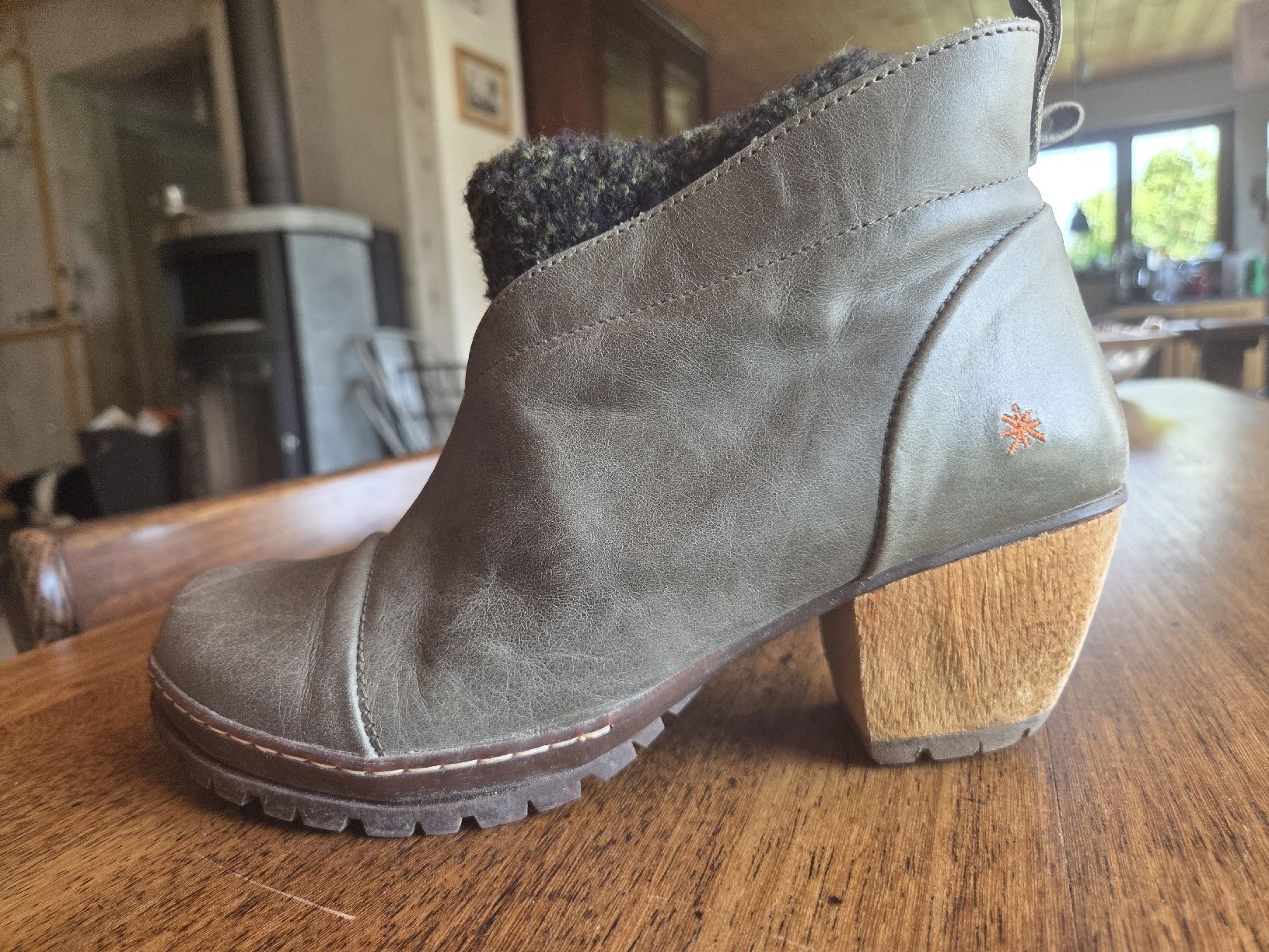 Art Scarpe da donna: bottines art 39 – Usato da L'abergement venduto da Iwartenw 1