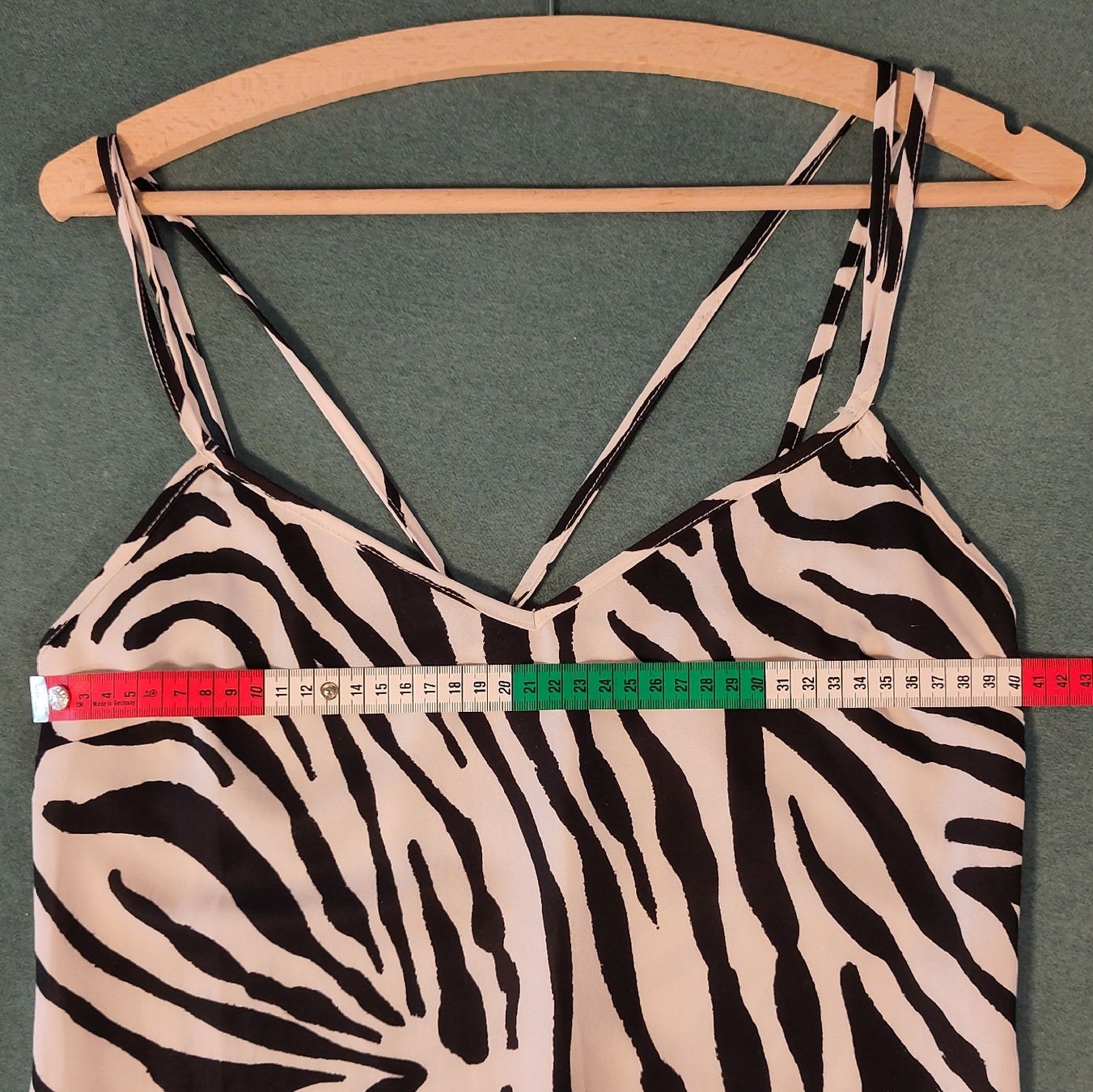 Stradivarius Vestiti: Sommerliches Kleid mit Zebra Print, Gr. S – Usato da Bern venduto da icanhearyoursmile 7