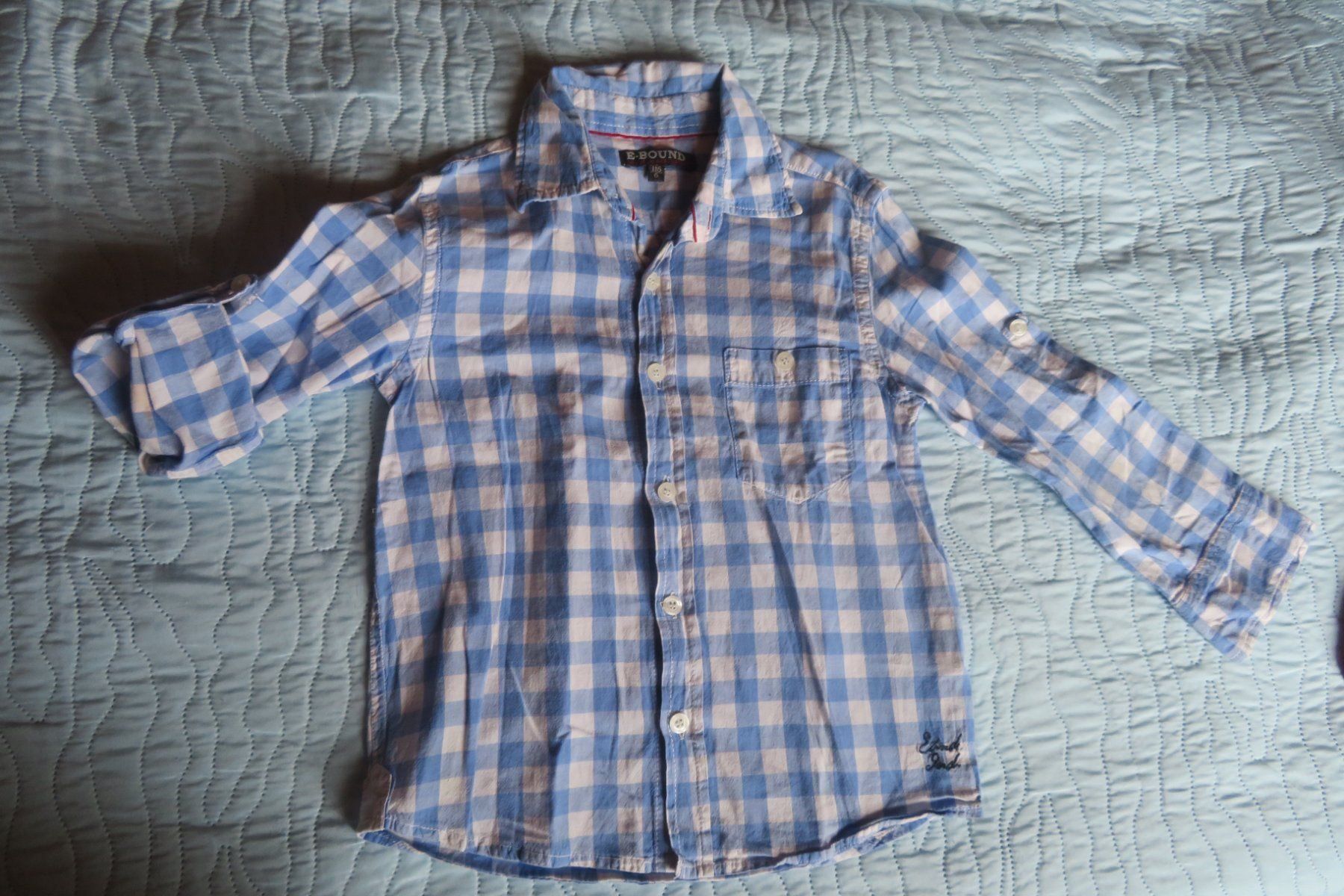Chemises, T-shirts & Polos: Hemd E-Bound Gr. 110-116 – D'occasion à Steckborn par Bibendum02
