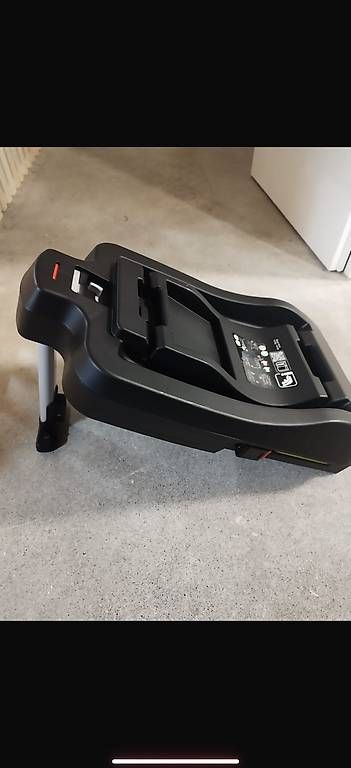 Seggiolini per auto: Maxi Cosi inkl. Isofix – Usato da Winterthur venduto da fab_9jp2 1