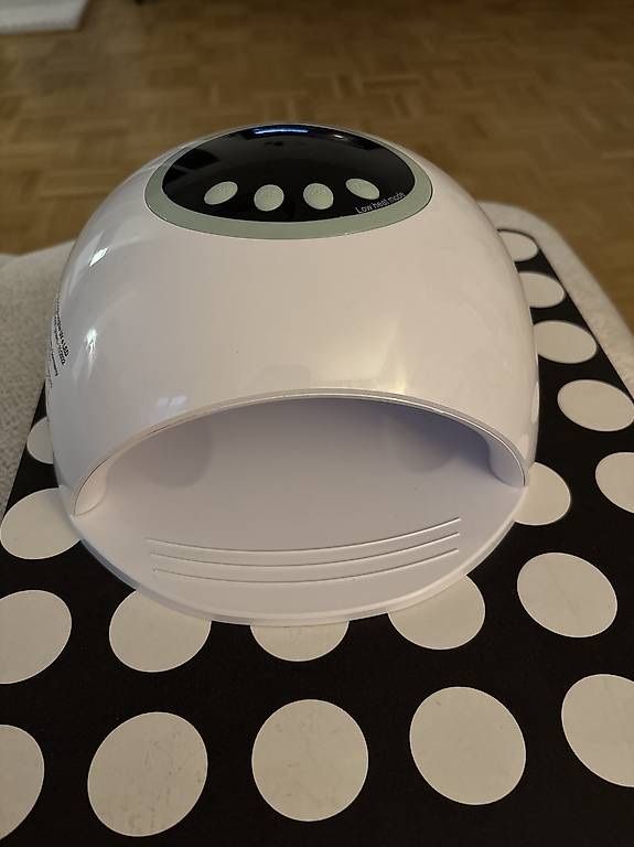 Ongles artificiels: UV- und LED-Nageltrockner – D'occasion à Basel par rebecca_b 1