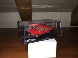 Chevrolet Monza 1/43 no Minichamps