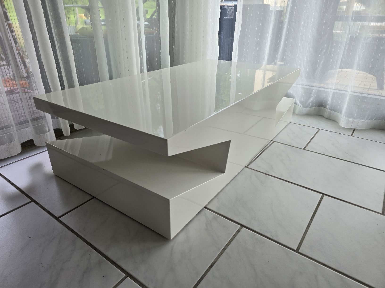 Tavoli: Design Couchtisch 115 x 60 x 32cm  – Usato da Saland venduto da GianSilver 1