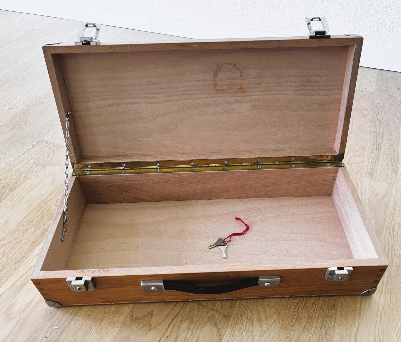Valigie: Holzkoffer, Vintage – Usato da Riehen venduto da martinaaebersold 1
