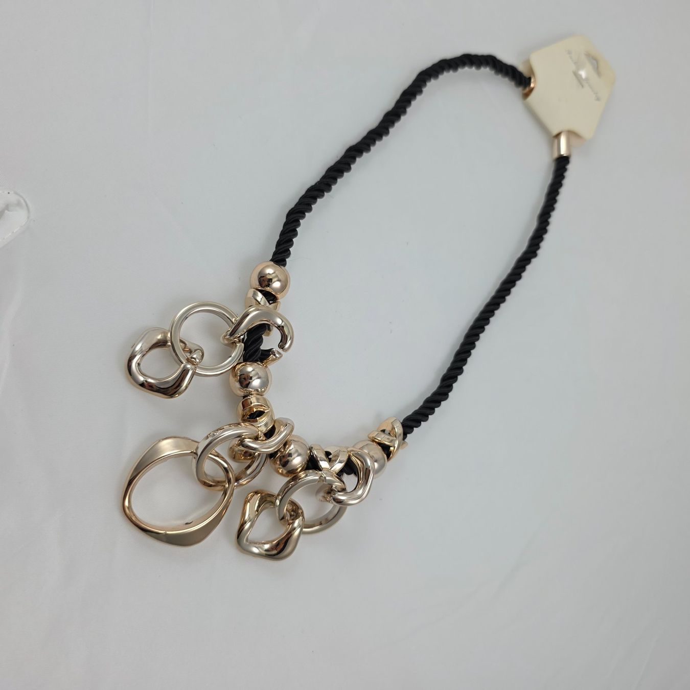 Catenine: Statement-Halskette mit Anhänger, Modeschmuck 211 – Usato da Wald ZH venduto da Martin79