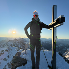Profile image of alpinist.