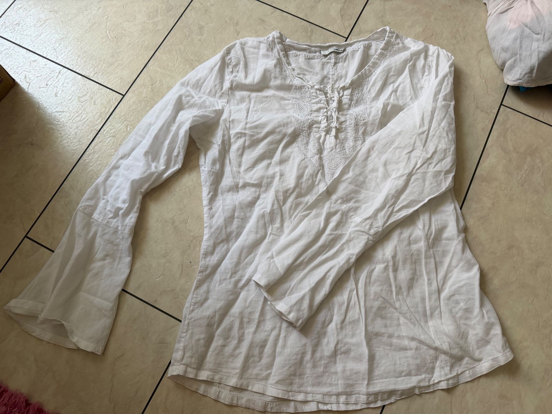 Camicette: weisse Bluse – Nuovo (secondo la descrizione) da Uetikon am See venduto da m1384