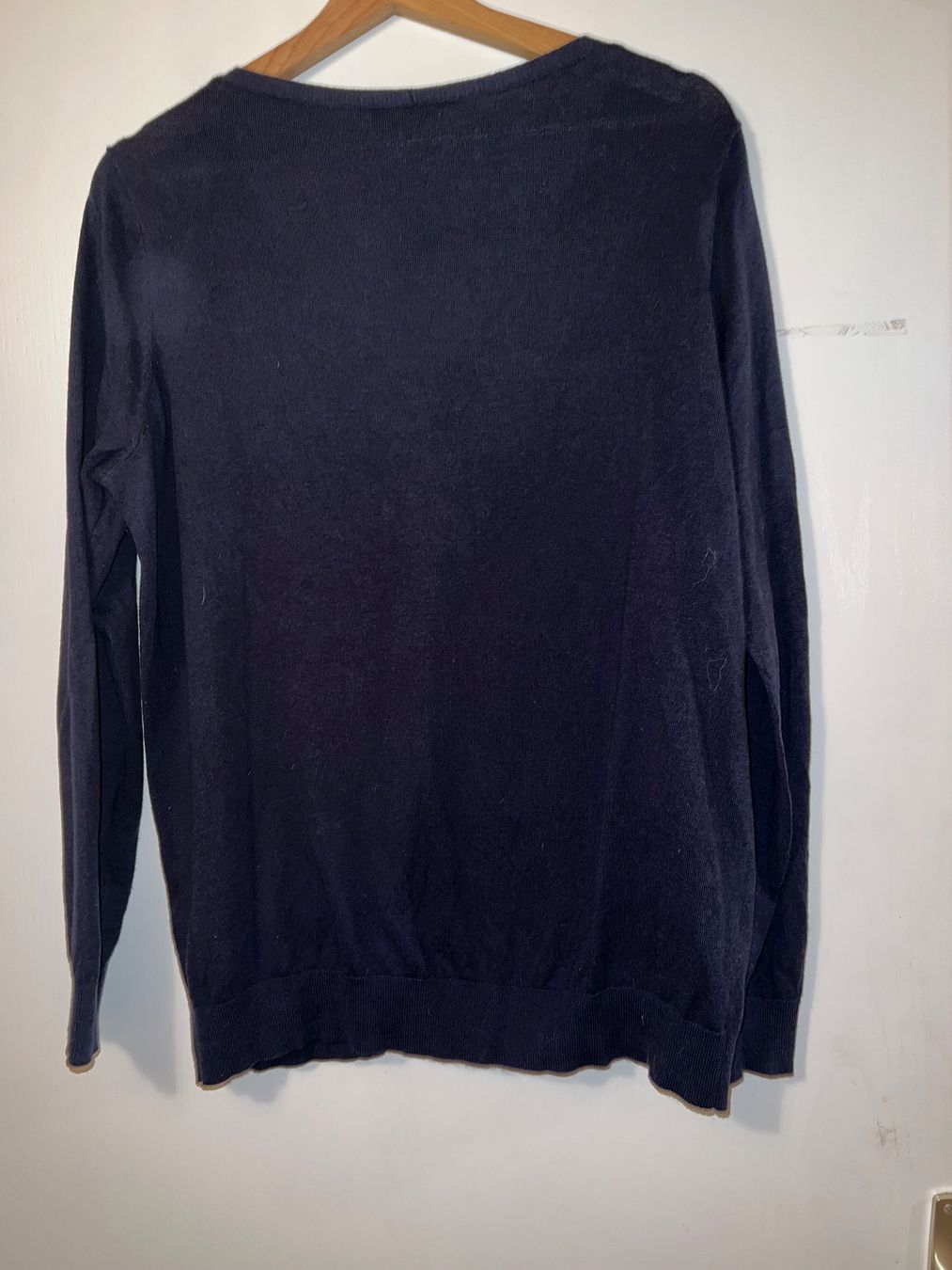 Esprit Maglioni & Felpe: Esprit Pullover dunkelblau V-Ausschnitt Grösse L gebraucht – Usato da Ruggell venduto da Malbuntiger01 5