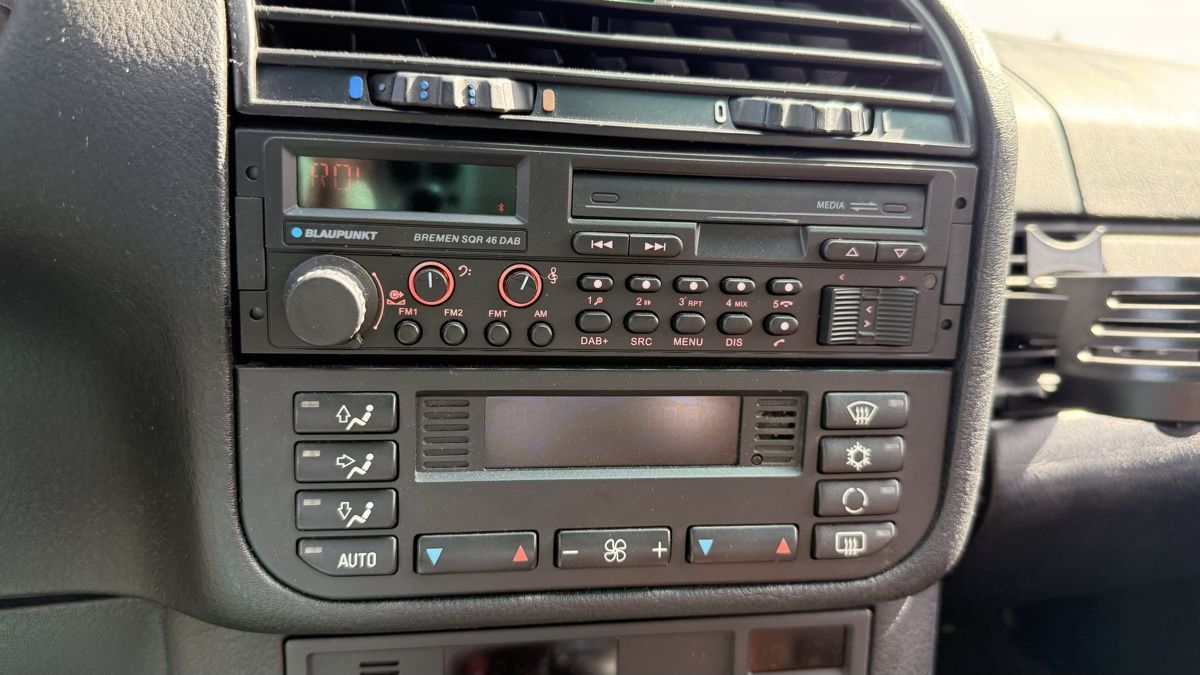 BMW Autos: BMW E36 323i Coupe – Gebraucht aus Wangen b. Olten von Caro-Mano 7