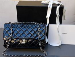 Chanel Tasche / sac + Katalog / catalogue
