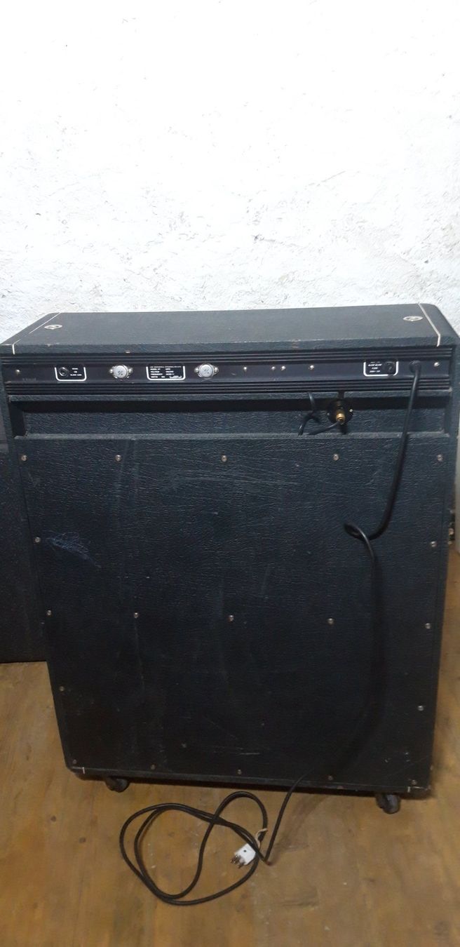 Marshall Amplificatori: Marshall Solide State, 100W 4x12 -Kombination – Usato da Thun venduto da Sternschnuppe7 4