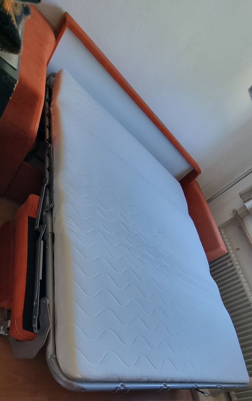 Divani: Schlafsofa orange – Usato da Konolfingen venduto da Goofy021 2
