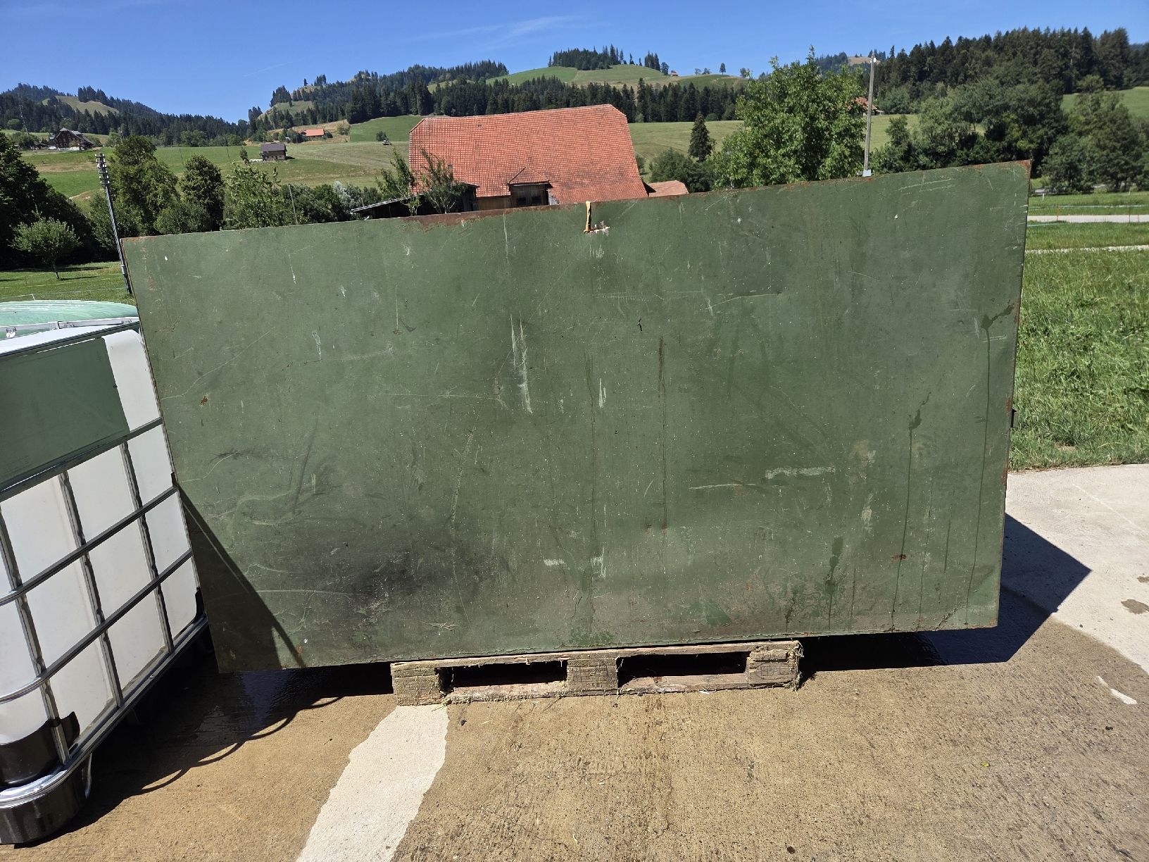 Sonstiges Fahrzeugzubehör: Auffangwanne Dieseltank – Gebraucht aus Escholzmatt von nova-x-act 2