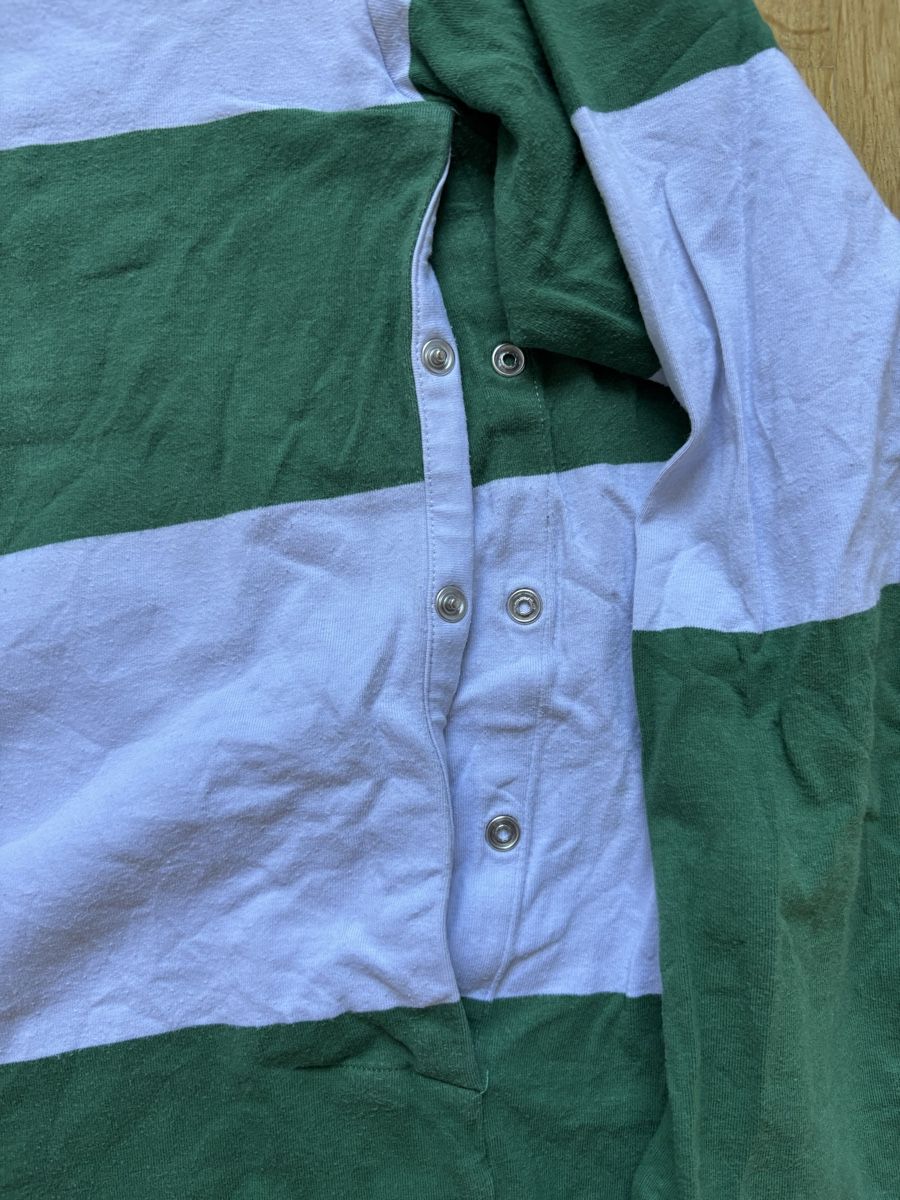 Top: Pull allaitement rayé vert/blanc Tajinebanane, taille XL – Usato da La Chaux-de-Fonds venduto da Elora237 1
