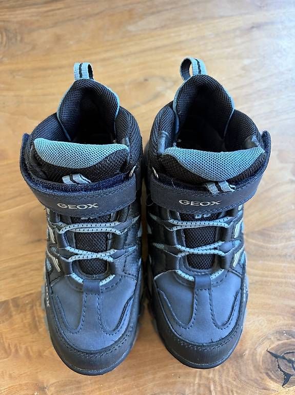 Geox Scarpe per ragazzi: Wanderschuh Geox Montrack 28 – Usato da Biberen venduto da Flocke83