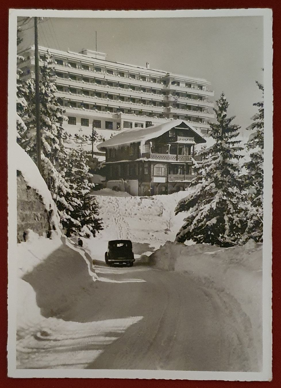 Cartoline postali: Montana 1959 - Luzerner Sanatorium im Winter mit Oldtimer – Usato da Kreuzlingen venduto da Rschweiz1