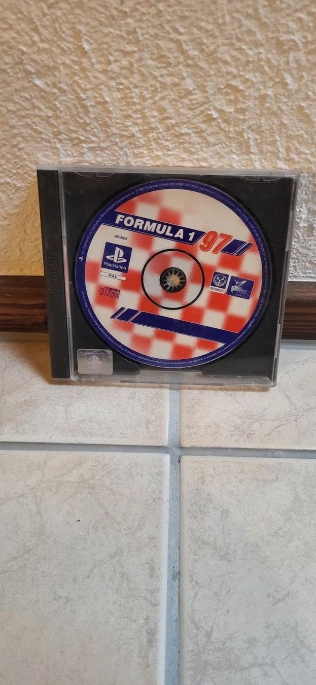 Sony Giochi: PS1 Spiel – Formula 1 97 – Usato da Münsingen venduto da Heroism2010