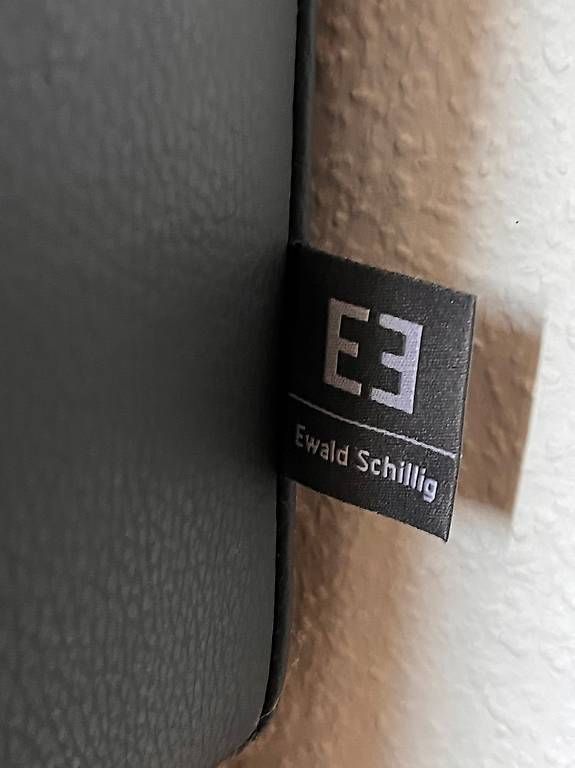 Divani: Edwald Schilling Sofa 3er und 4er – Usato da Basel venduto da nic_gz7d 3