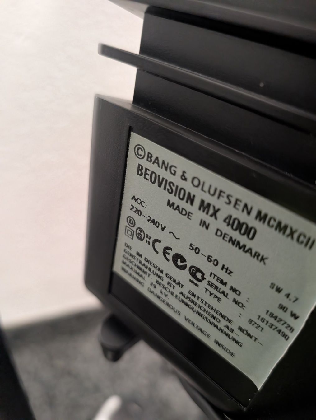 Bang & Olufsen Televisori: Fernseher B & O MX4000 – Usato da Volketswil venduto da iiimarioiii 4