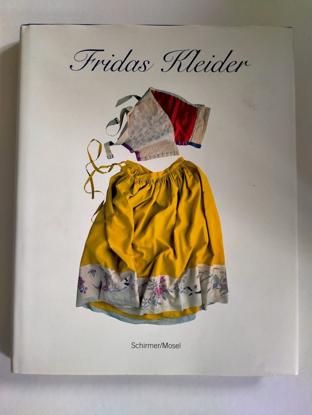 Libri: Frida Kahlo - FRIDAS KLEIDER – Usato da Küssnacht am Rigi venduto da perlboote