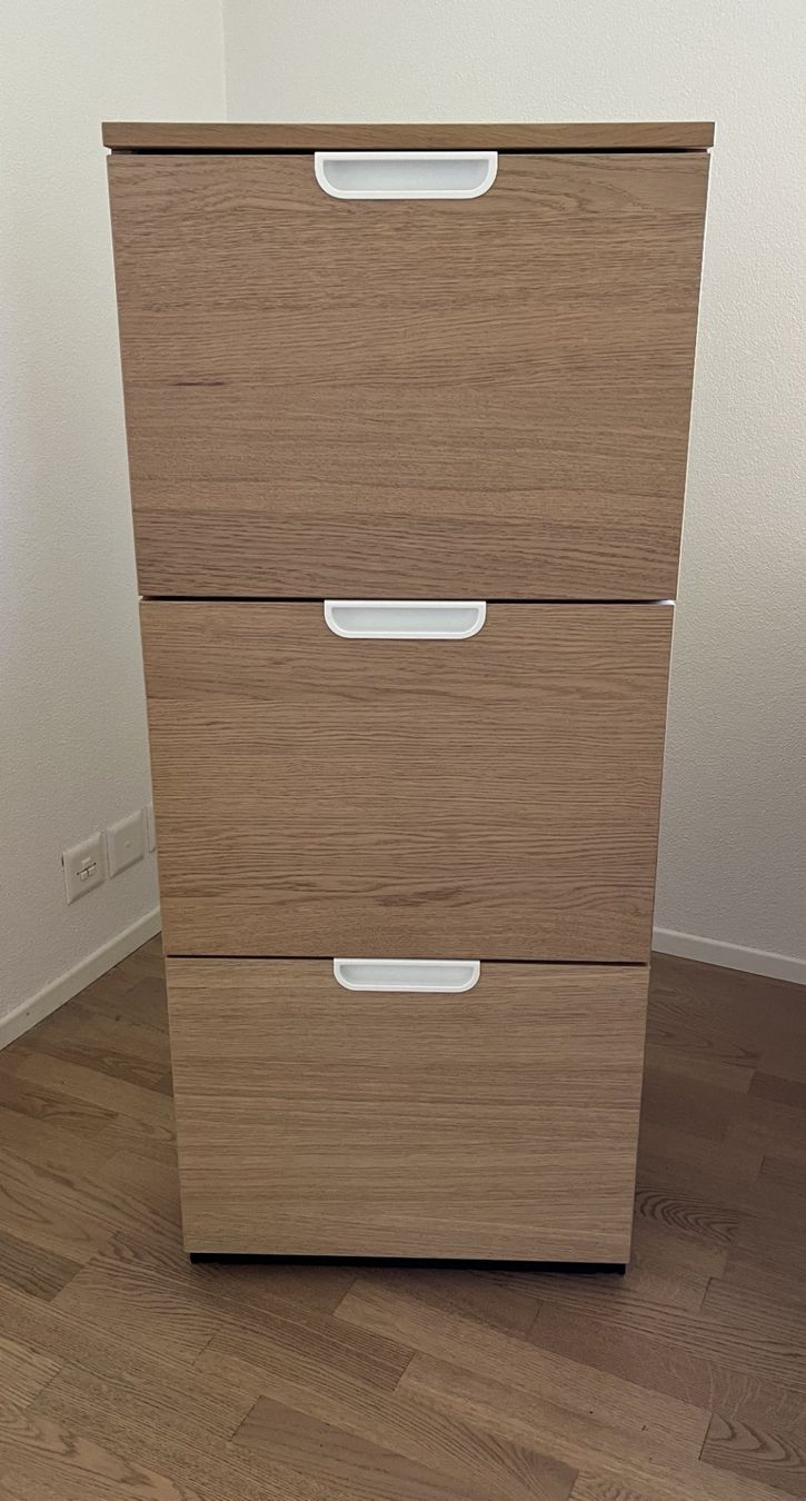 Ikea Armadi: Aktenschrank – Usato da Rüti ZH venduto da sunshine092