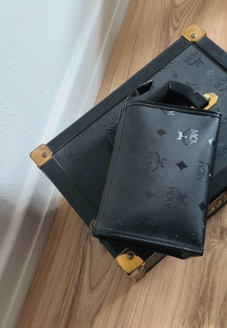 Mcm Valigie: MCM Kosmetik Koffer – Usato da Beringen venduto da Holly.80 6