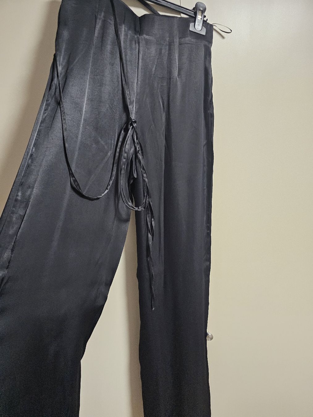 Pantaloni: hose – Usato da Gränichen venduto da nayki12