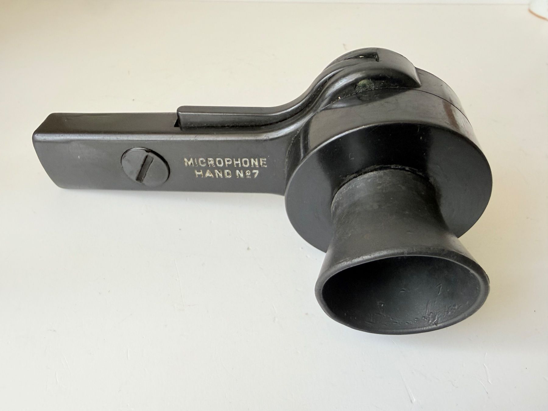 Microphones: Handmikrofon aus Bakelit – D'occasion à Zwingen par moje1 4
