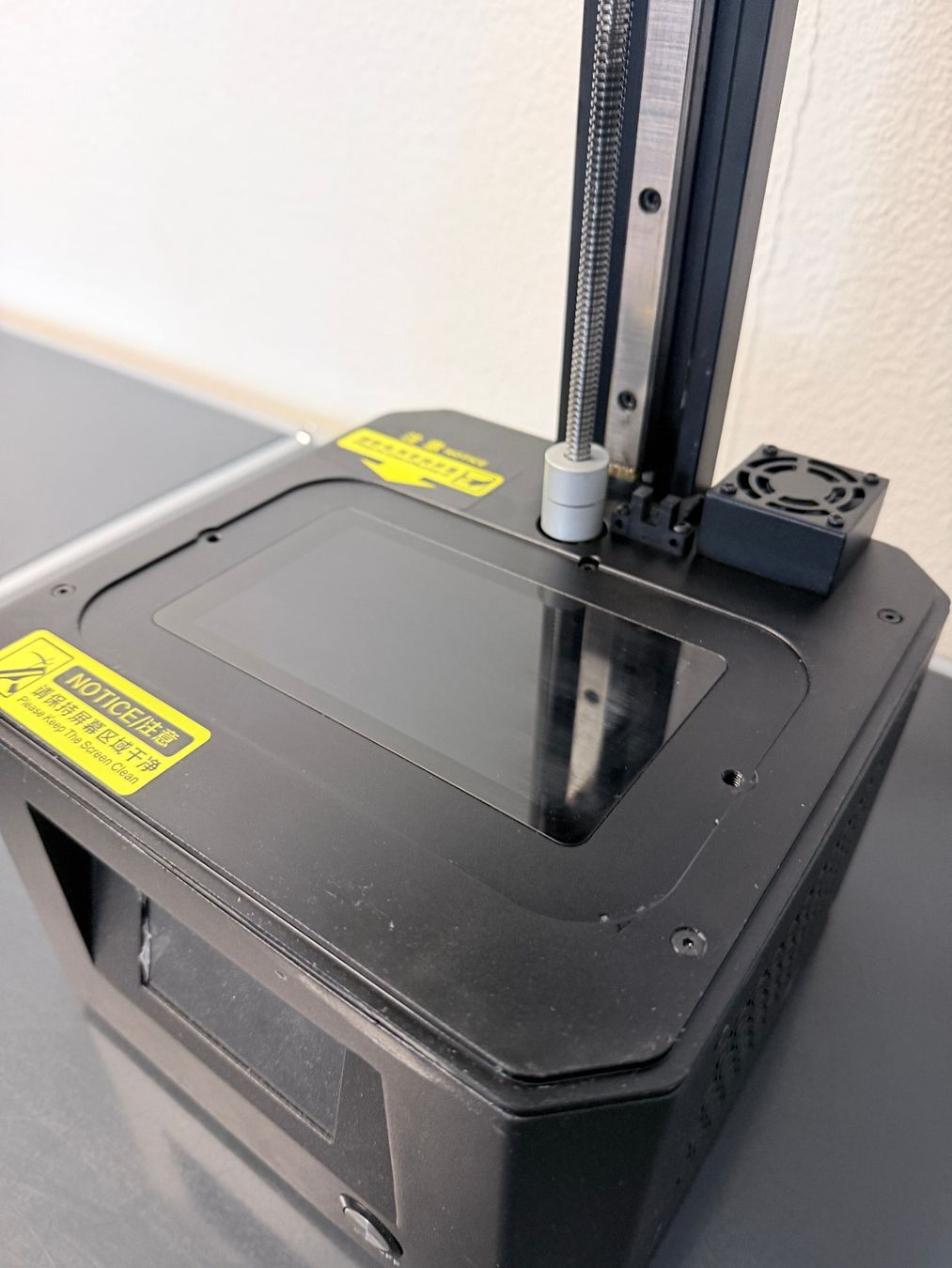 Creality Stampanti 3D: Imprimante 3D résine Creality LD-002R – Usato da Lausanne venduto da lhc_tf5z 5