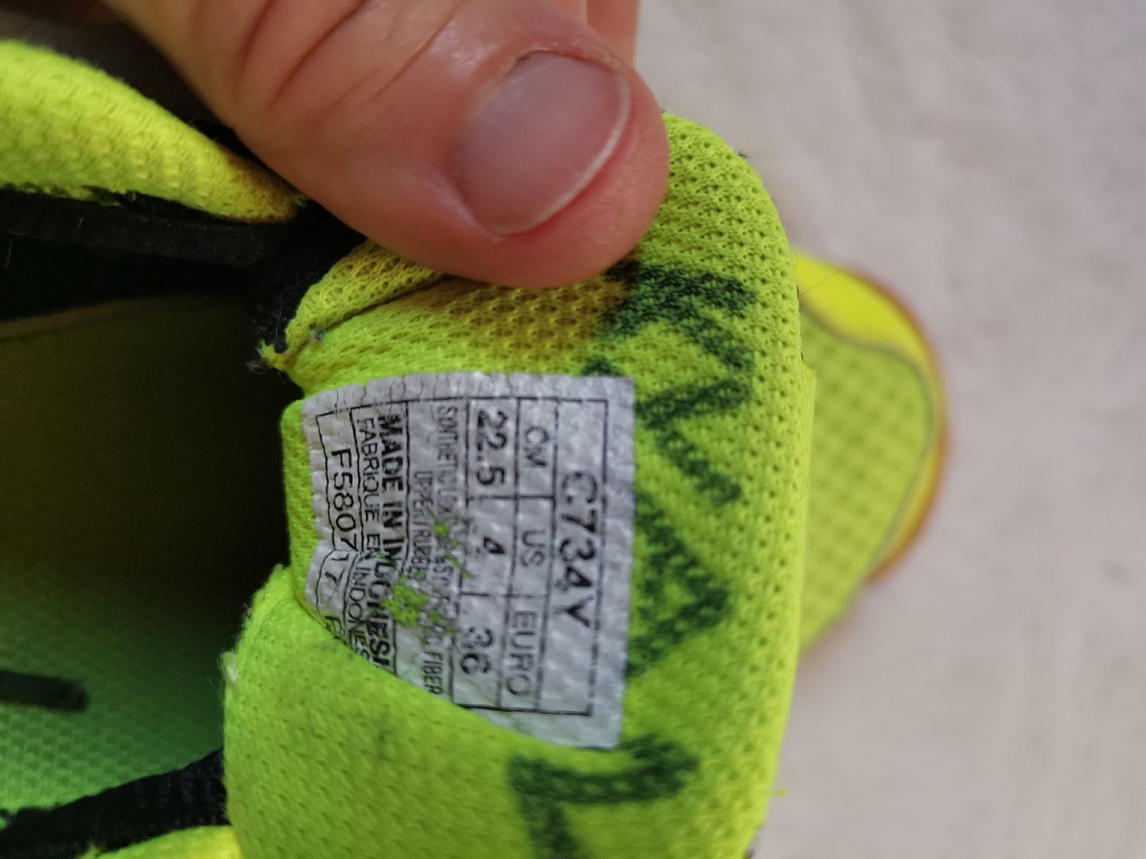 Asics Schuhe für Jungen: Asics Hallen Schuhe,  Grösse 36, – Gebraucht aus Lanzenhäusern von Gimli72 1