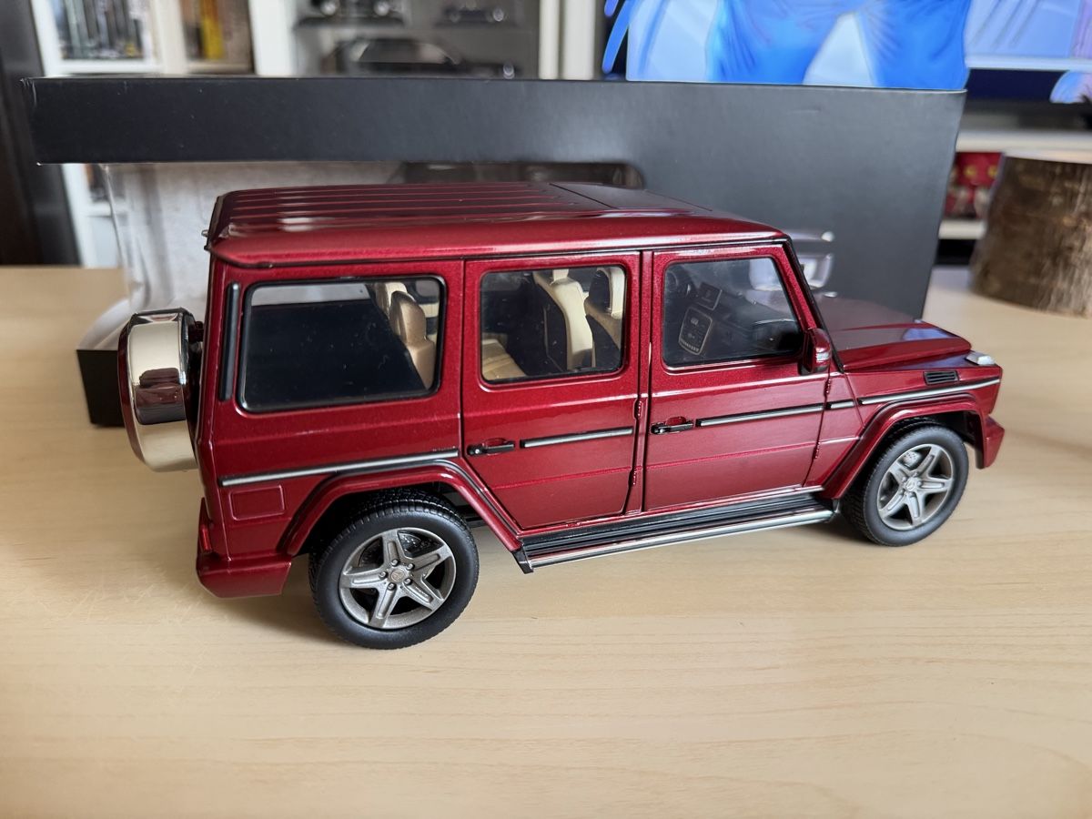 Mercedes-Benz Modellini d'auto: Mercedes G-Class iScale 1/18 – Nuovo (secondo la descrizione) da Villarimboud venduto da Beowulf1691 1