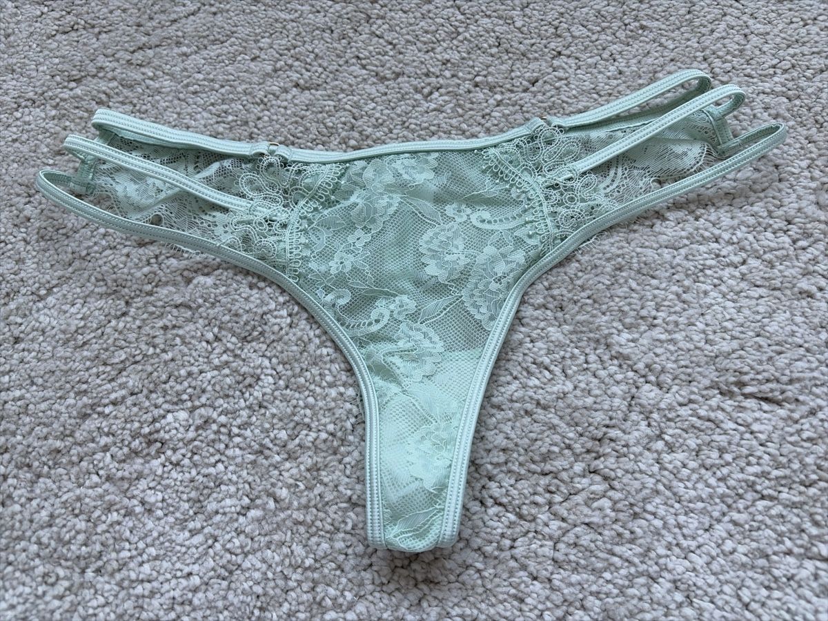 Manor Altra biancheria intima: MANOR Woman String | S – Nuovo (secondo la descrizione) da Rudolfstetten venduto da A_Milione