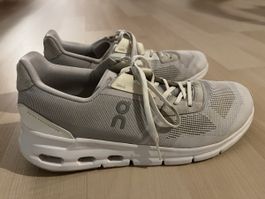 On Cloud Running Shoes - Grey - Size 41 (W) - Good Shape