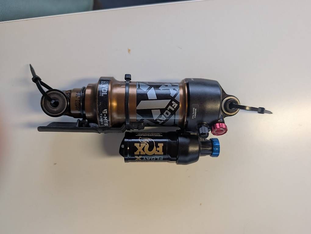Fox Ersatzteile: Fox Float X Factory EVOL Dämpfer, E-MTB Tuned, Kashima – Gebraucht aus Bern von dro_f7f5 1