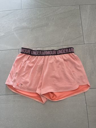 Under Armour Shorts Damen Lachsfarben guter Zustand