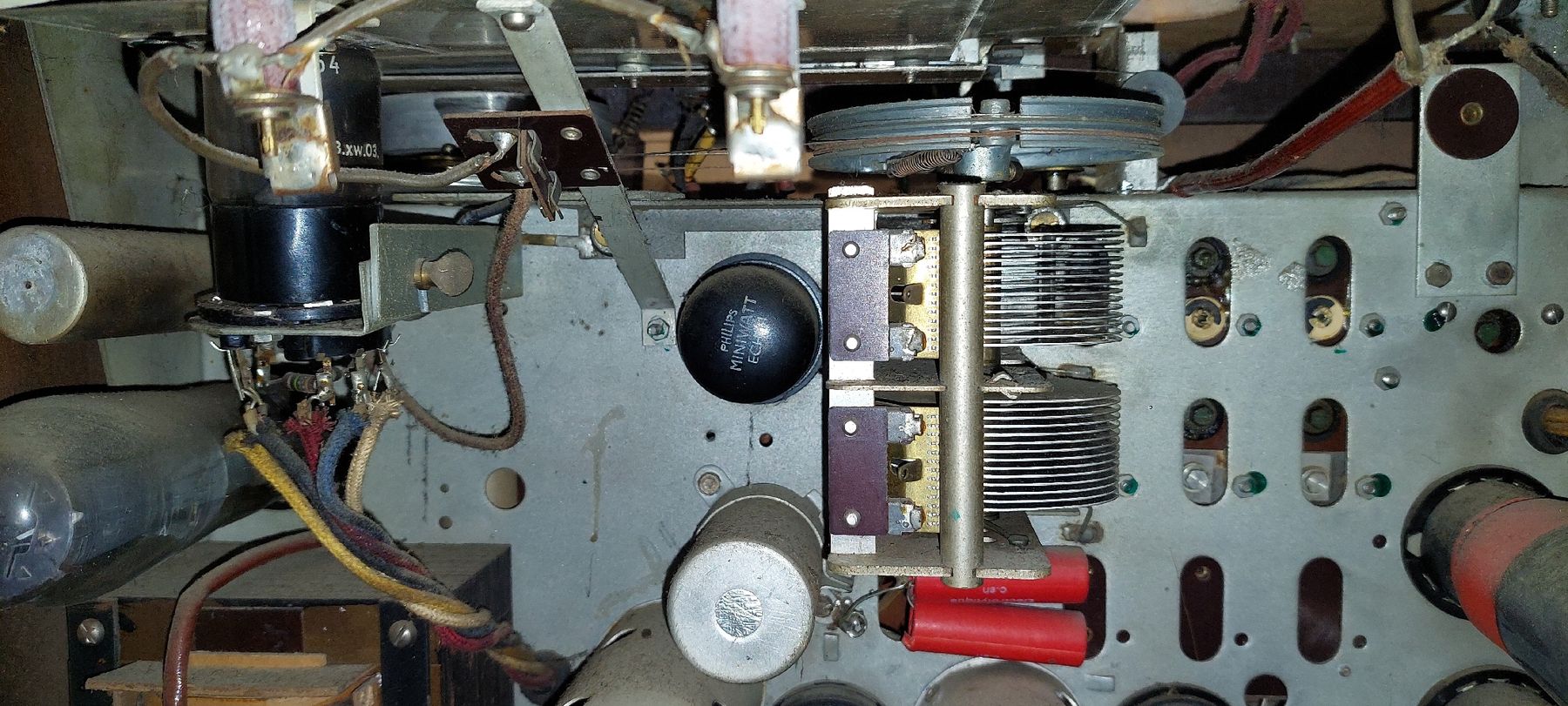 Radios: Luxor – Defekt aus Zürich von Ikomerz 7