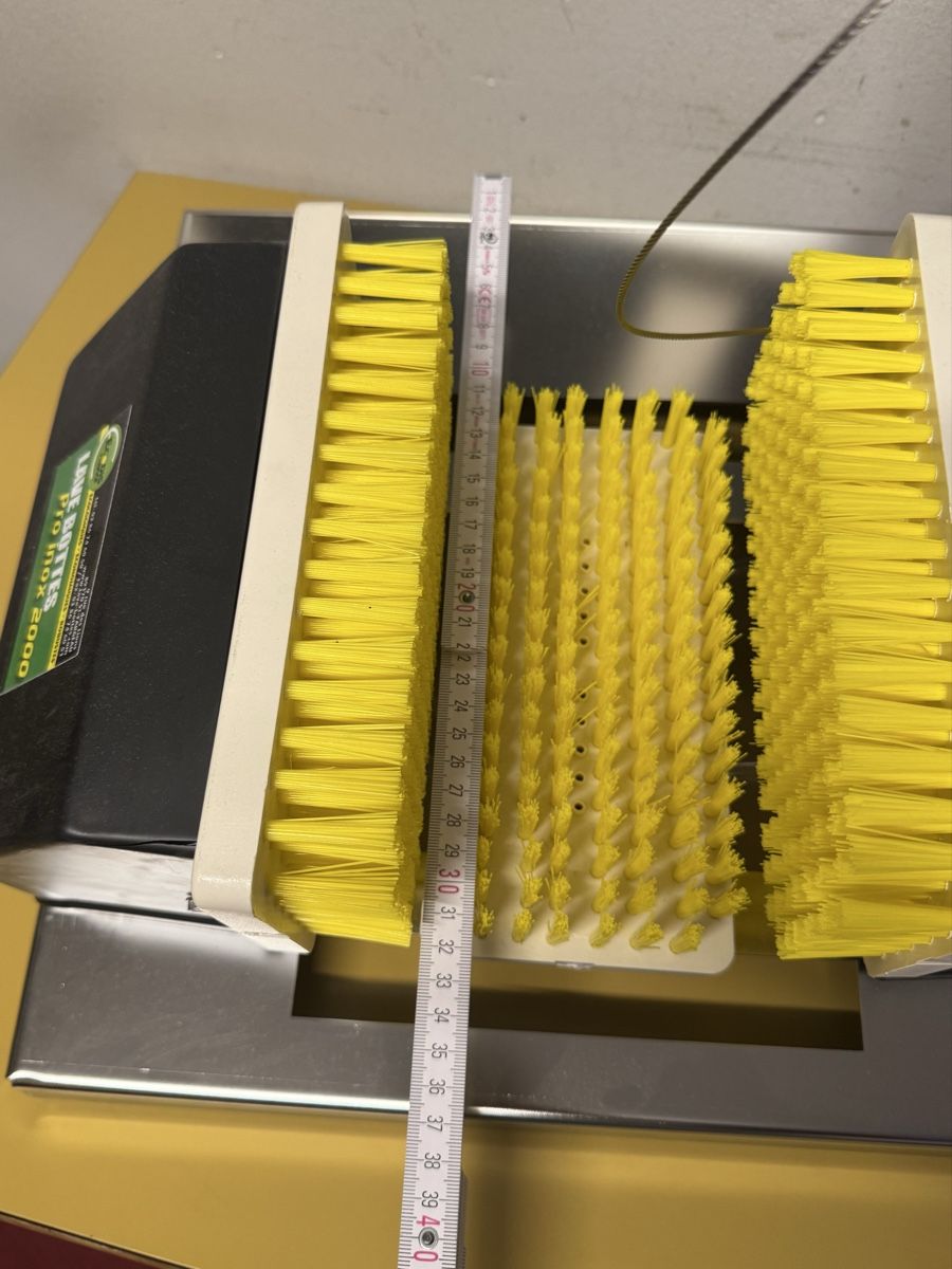 Tutte le macchine: Stiefelwaschanlage Lave Bottes neu – Nuovo (secondo la descrizione) da Schlieren venduto da Freundlich02 7