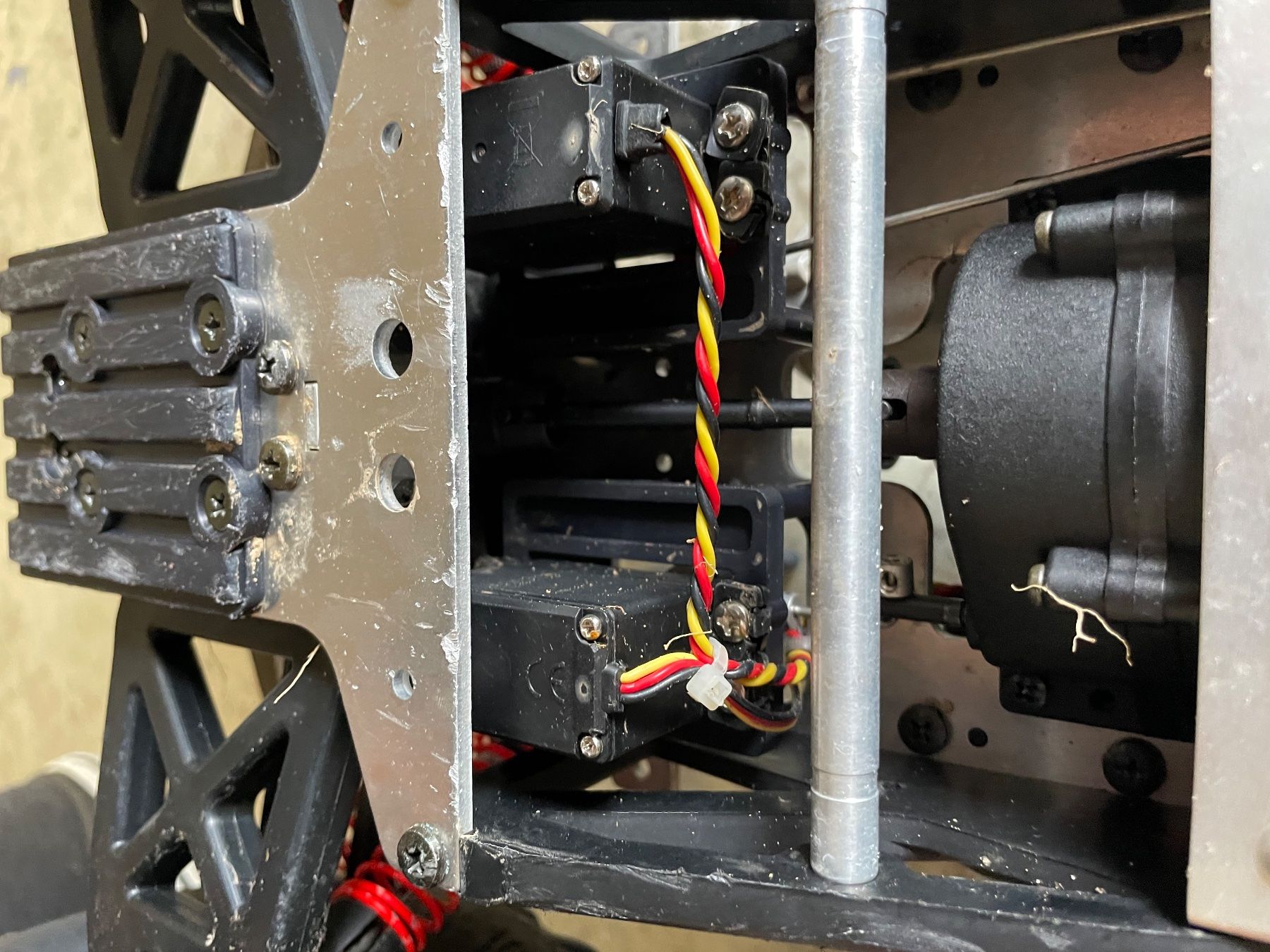 Kyosho Modellismo RC: Kyosho Giga Crusher Neuwertig – Nuovo (secondo la descrizione) da Nesslau venduto da PuchDriver07 1