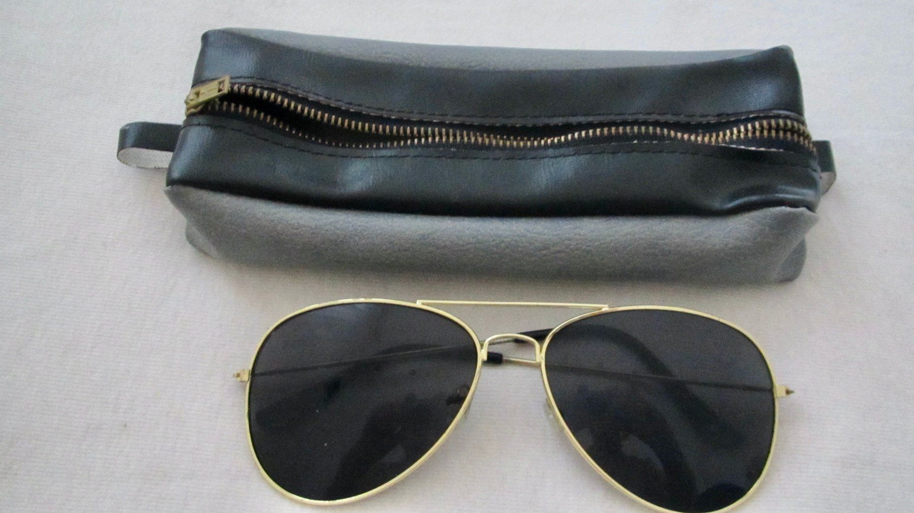 Occhiali & Lenti: 2 PAIRES DE LUNETTES DE SOLEIL – Usato da Murten venduto da Selliot