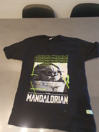 Schwarzes "The Mandalorian" T-Shirt, Grösse 152, Top!