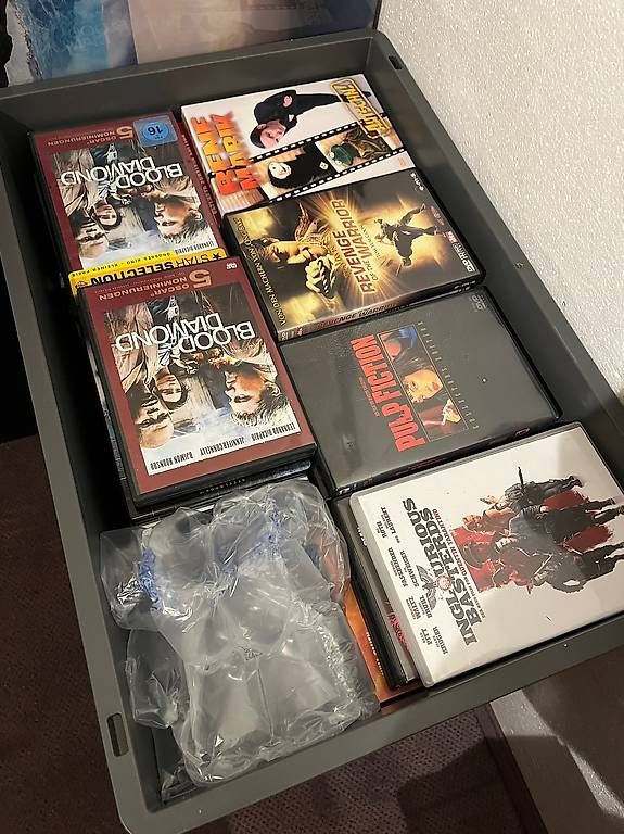 Tutti i DVDs: DVD Sammlung (Einzelverkauf möglich) – Usato da Au SG venduto da Faebukuki 2